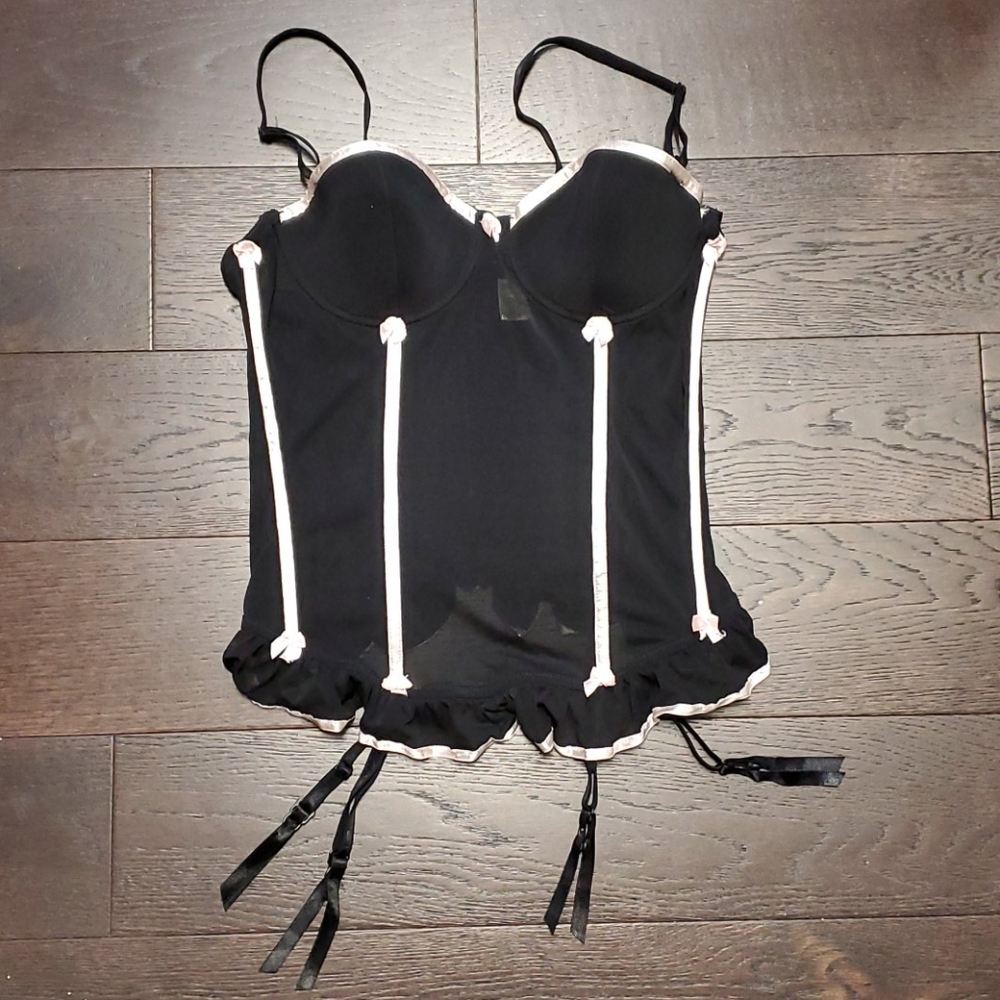 Hot Topic Jolie Intimates Corset